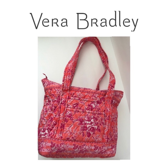 Vera Bradley Handbags - 💕 EUC Vera Bradley Zippered Tote